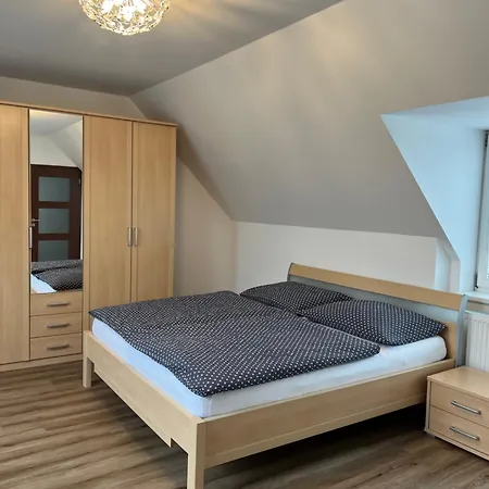 Apartmán Podkrovní Se Společným Bazénem