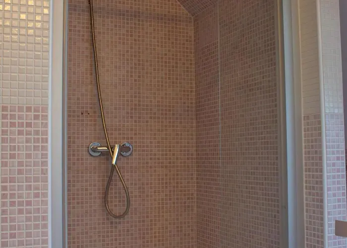 Podkrovni Se Spolecnym Bazenem *